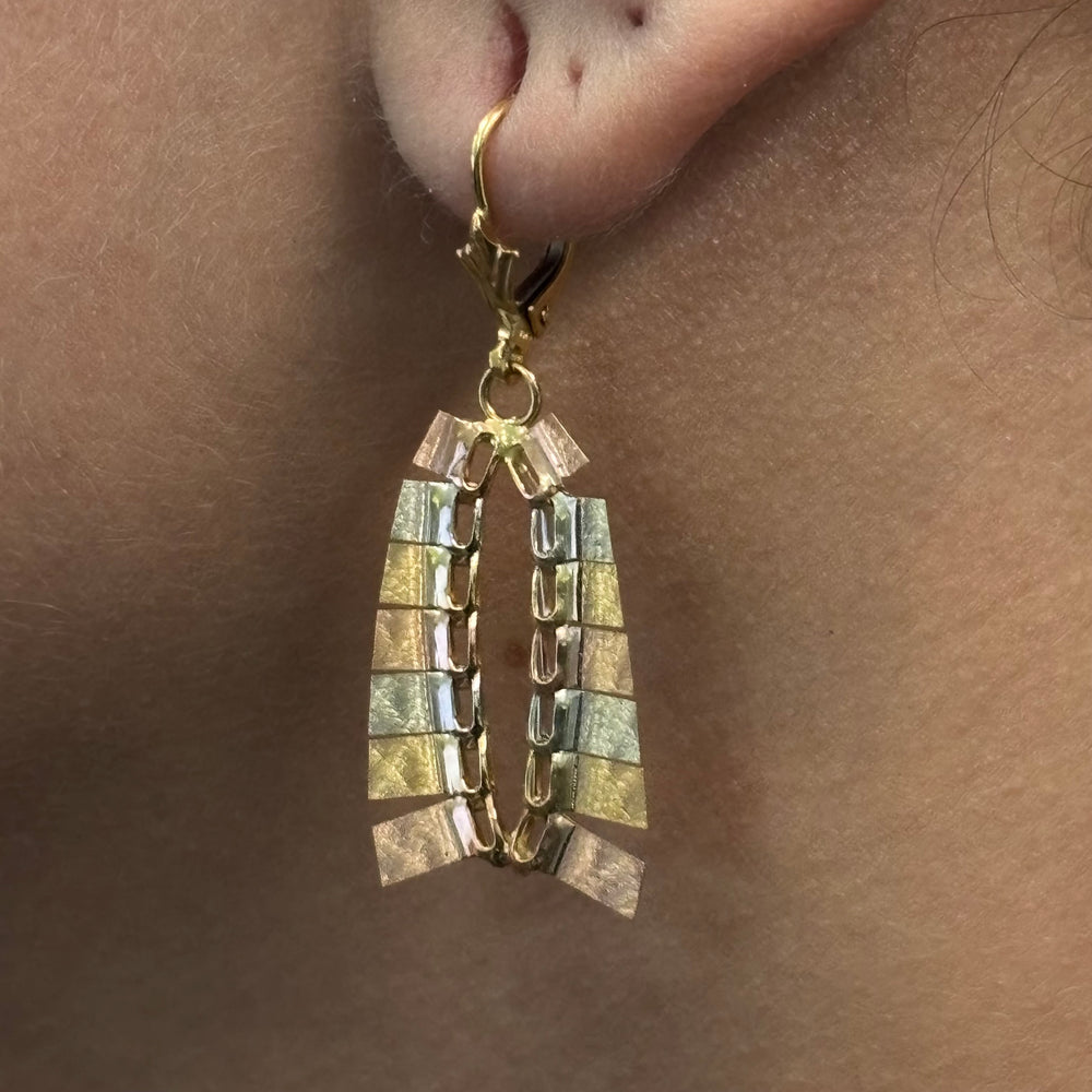 Boucles d'oreilles dormeuses en or 18K 4.38g