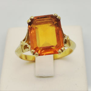 Bagues en Or Jaune 18K avec grenat 5.93 Grs - Taille 58