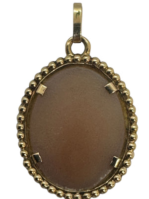 Pendentif Camée en Or Jaune 18K - 2.55 Grs