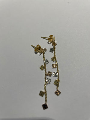 Boucles d'oreilles pendantes en or jaune 18K 1.89 Grs