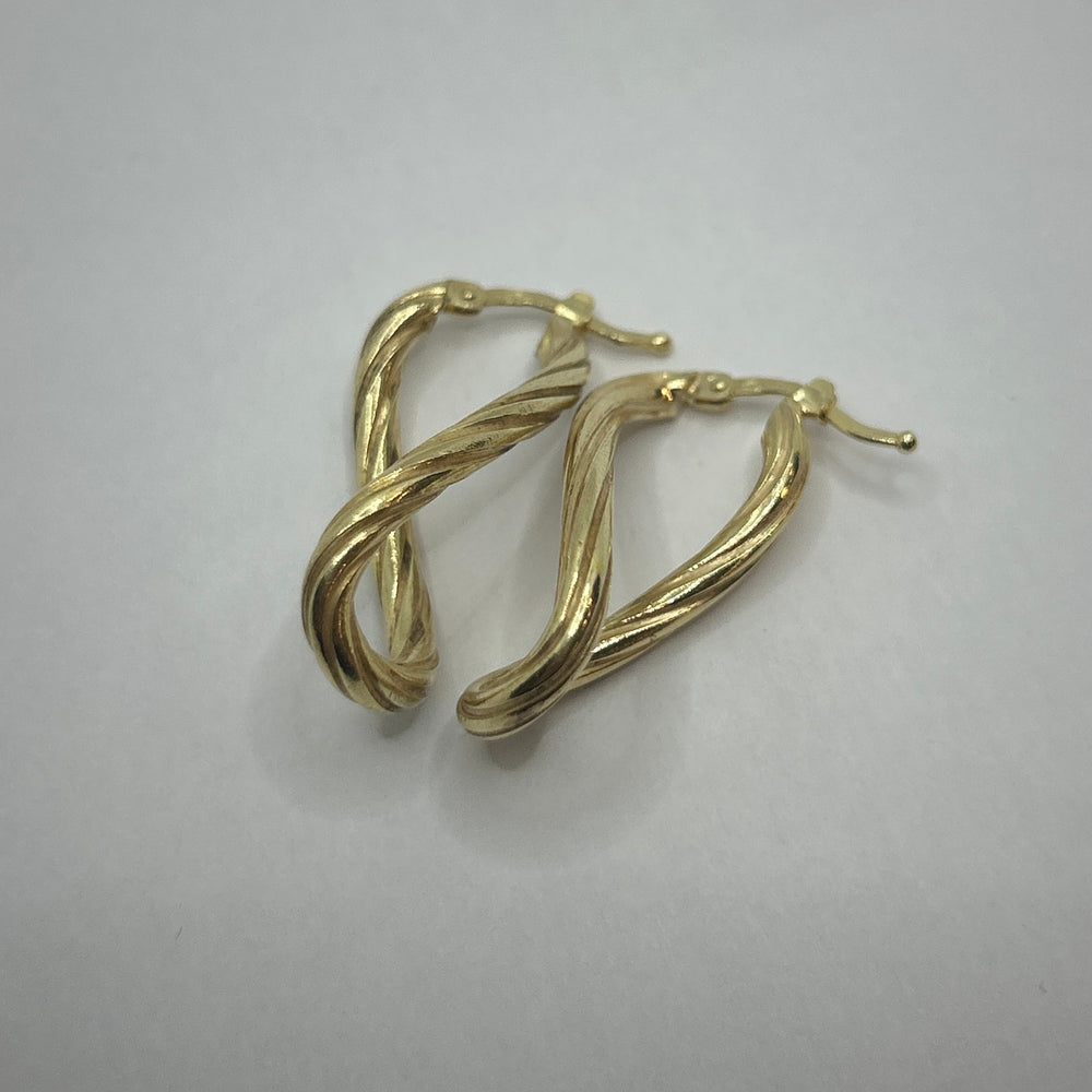 Boucles d'oreilles en or jaune 18K 7.45 Grs