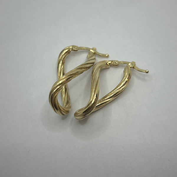 Boucles d'oreilles en or jaune 18K 7.45 Grs