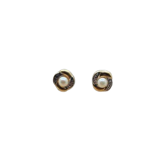 Boucles d'oreilles en Or Jaune 18K 2.27 Grs