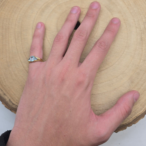 Bague en Or 18 Carats avec Aigue-Marine – 2,82 g