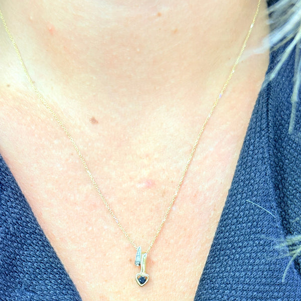 Collier Princesse Or Jaune et Blanc 18k avec Saphir et Diamant 1.81 Grs