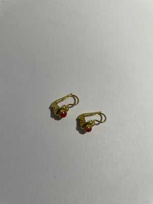 Boucles d'oreilles dormeuses en or jaune 18k 1.98 Grs