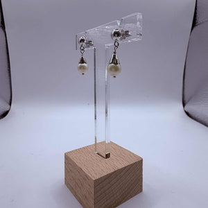 Boucles d'oreilles pendantes en or blanc 18K 3.25 Grs