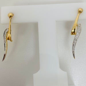 Boucles d'oreilles en or jaune 18 carats avec zirconiums