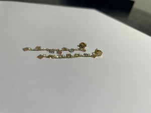 Boucles d'oreilles pendantes en or jaune 18K 1.89 Grs