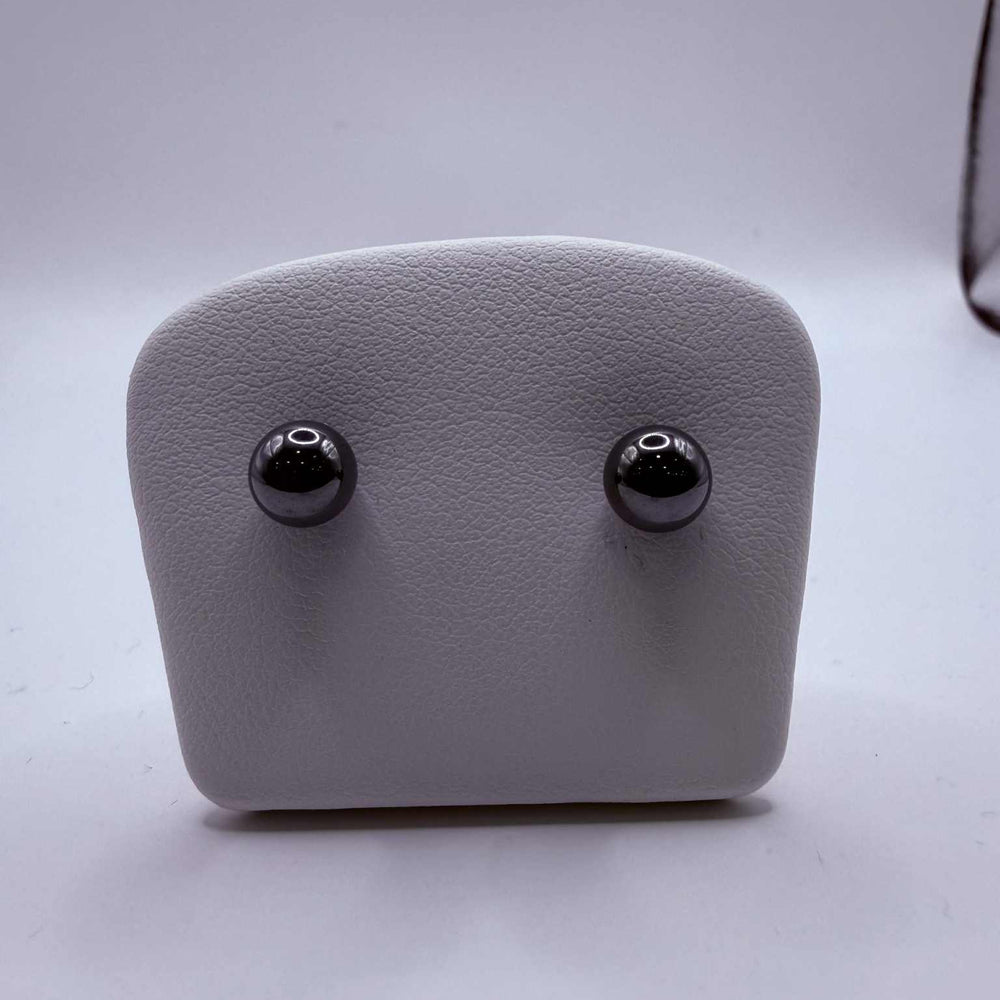 Boucles d'oreilles en or jaune 18 carats 1.72 Grs