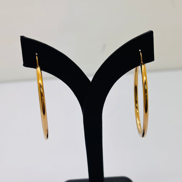 Boucles d'oreilles créoles en or jaune 18K 7.40 Grs
