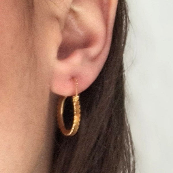 Boucles d'oreilles créoles or jaune 18K
