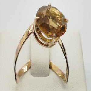 Bague en or jaune 18 carats avec Citrine