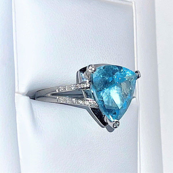 Bague Mauboussin Topaze Diamants Or gris