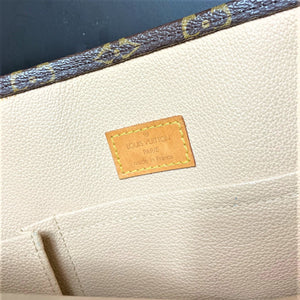 Sac Cabas Plat Louis Vuitton