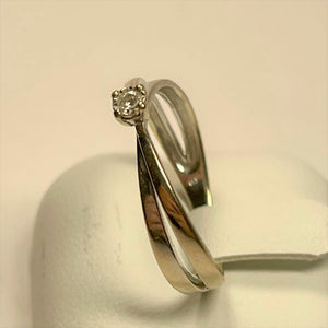 Bague Or Blanc avec Diamant Solitaire 0.10ct