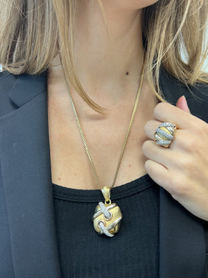 Pendentif Croisé Or Jaune 18K avec Oxydes