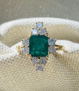 Bague fleur Emeraude et Diamants