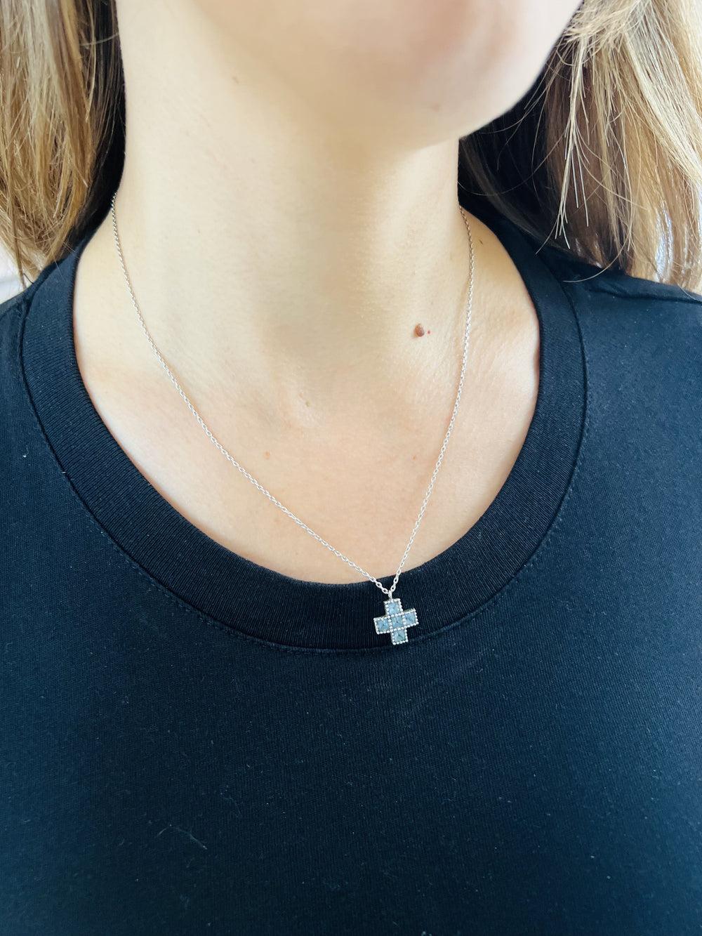 Collier Or Blanc 18K Chaine + Pendentif Croix Topaze 44cm