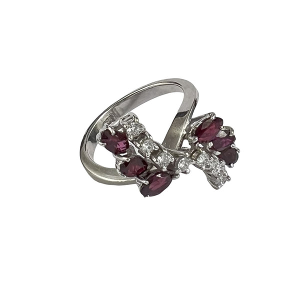 Bague Rubis Diamants Or blanc 14K T54