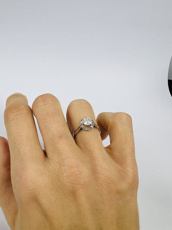 Bague Or Blanc 18K avec Diamant Solitaire 0.65ct