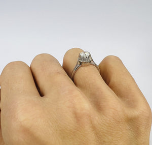 Bague Or Blanc 18K avec Diamant Solitaire 0.65ct
