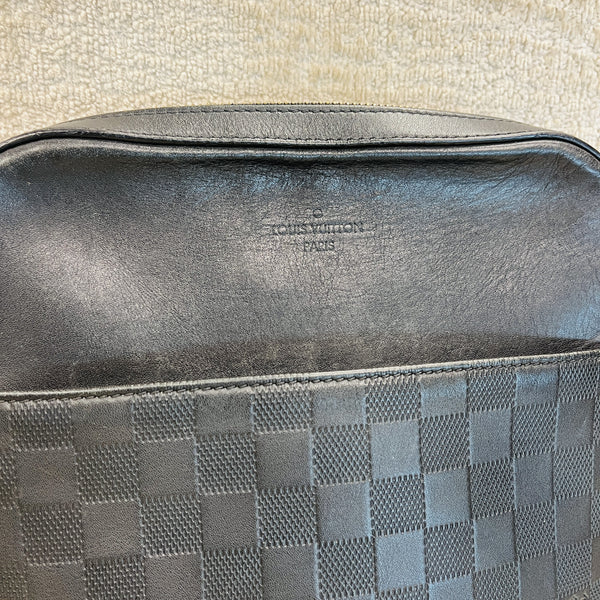 Sacoche Louis Vuitton District Infini