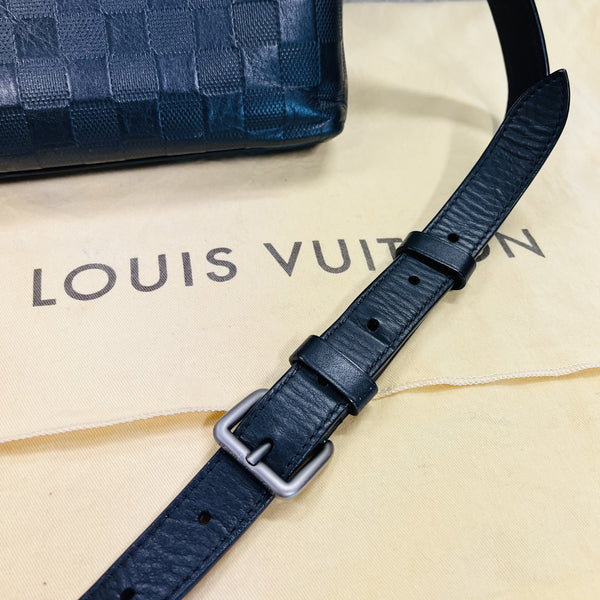 Sacoche Louis Vuitton District Infini