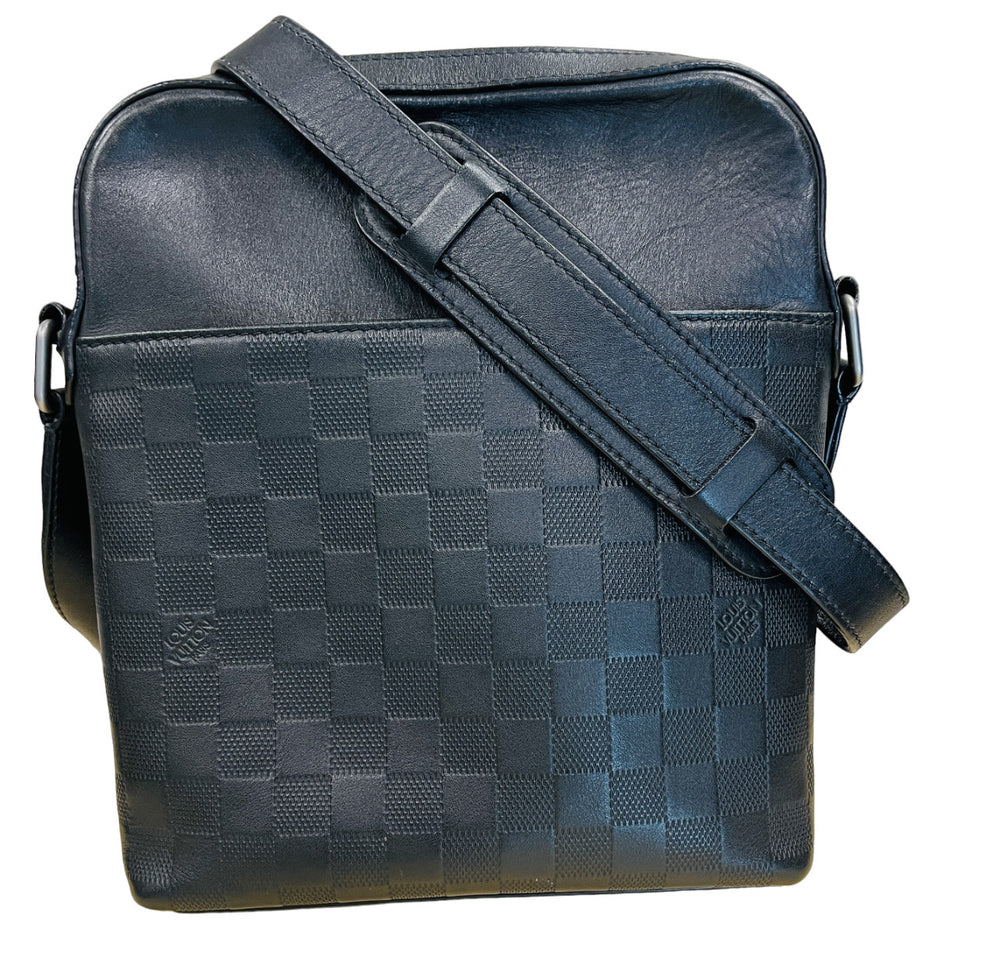 Sacoche Louis Vuitton District Infini