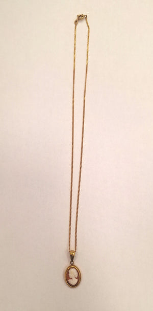 Chaine + Pendentif Camée