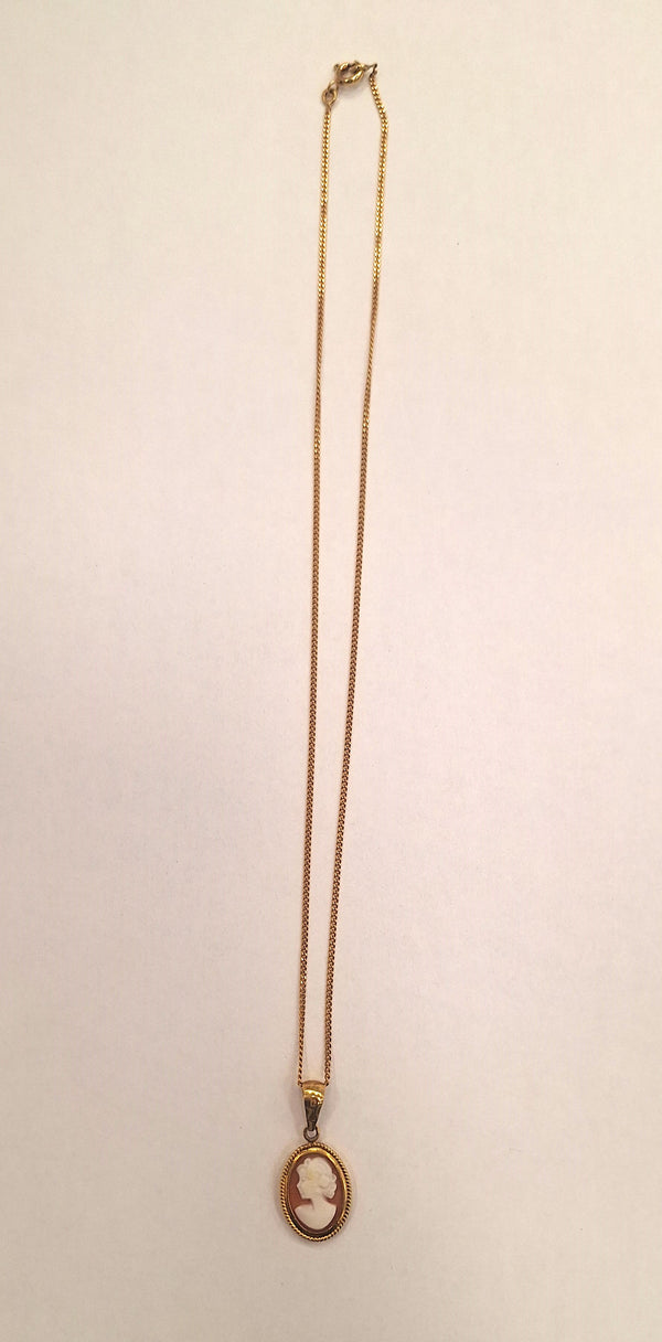 Chaine + Pendentif Camée