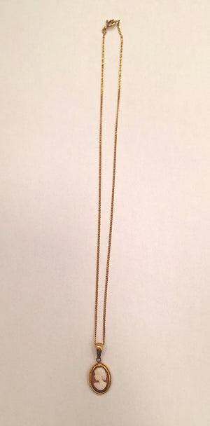 Chaine + Pendentif Camée