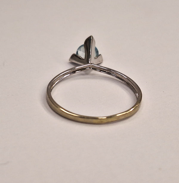Bague Or Blanc et Topaze