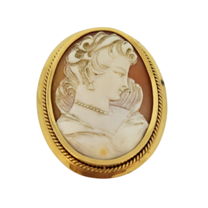 Pendentif/ broche Camée en Or