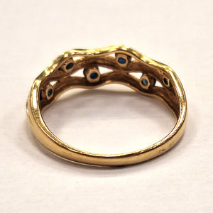 Bague en or jaune avec 7 saphirs