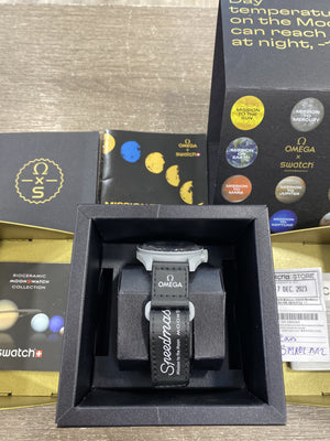 Montre Swatch x omega mission to the moon speedmaster gold