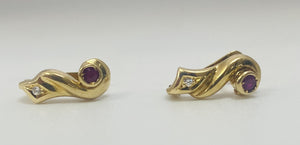 Boucles Dormeuses avec Diamant et Rubis