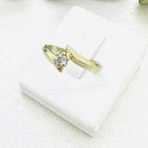 Bague Or avec Solitaire 0.10ct