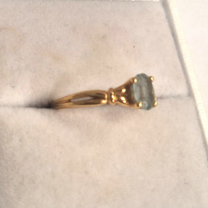 Bague en Or avec Aigue Marine