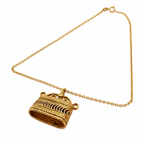 Collier Princesse en Or Jaune 18 Carats avec Pendentif