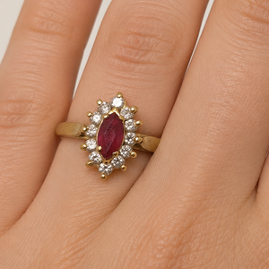 Bague marguerite en or jaune avec oxyde de zircon
