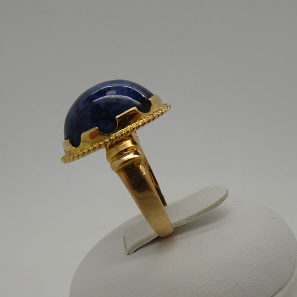 Bague or avec pierre bleue majestueuse
