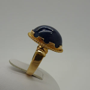 Bague or avec pierre bleue majestueuse