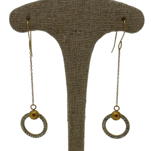 Boucle d'oreille pendante avec oxydes