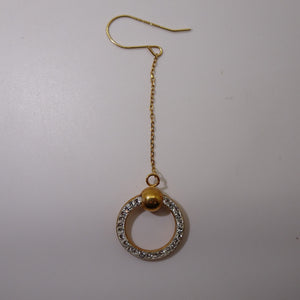 Boucle d'oreille pendante avec oxydes