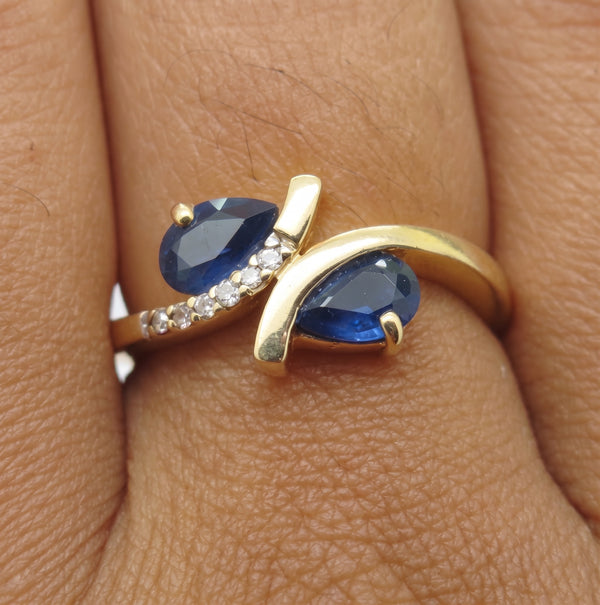 Bague en or jaune avec saphir et diamants Taille : 50