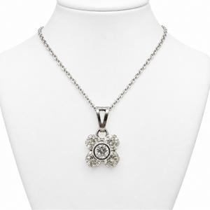 Pendentif Trèfle en Or Blanc avec Zirconium 18K