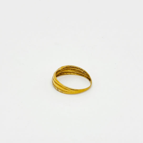 Bague en Or Jaune 18 Carats avec Éclats de Diamants - Taille 58