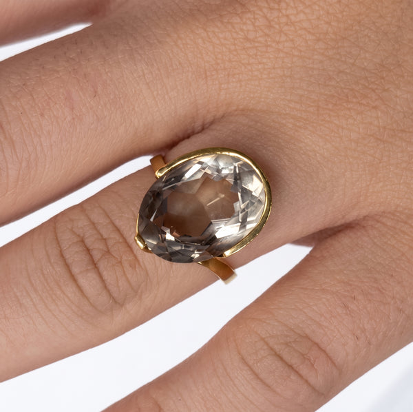 Bague en Or Jaune 18k avec Pierre Naturelle Blanche Taille : 53