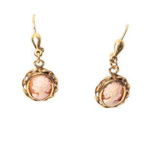 Boucles d'oreilles dormeuses en or jaune 18k